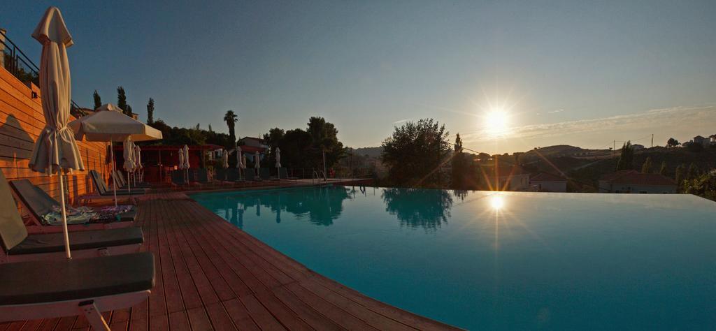 Belvedere Aeolis Hotel Митимна Экстерьер фото